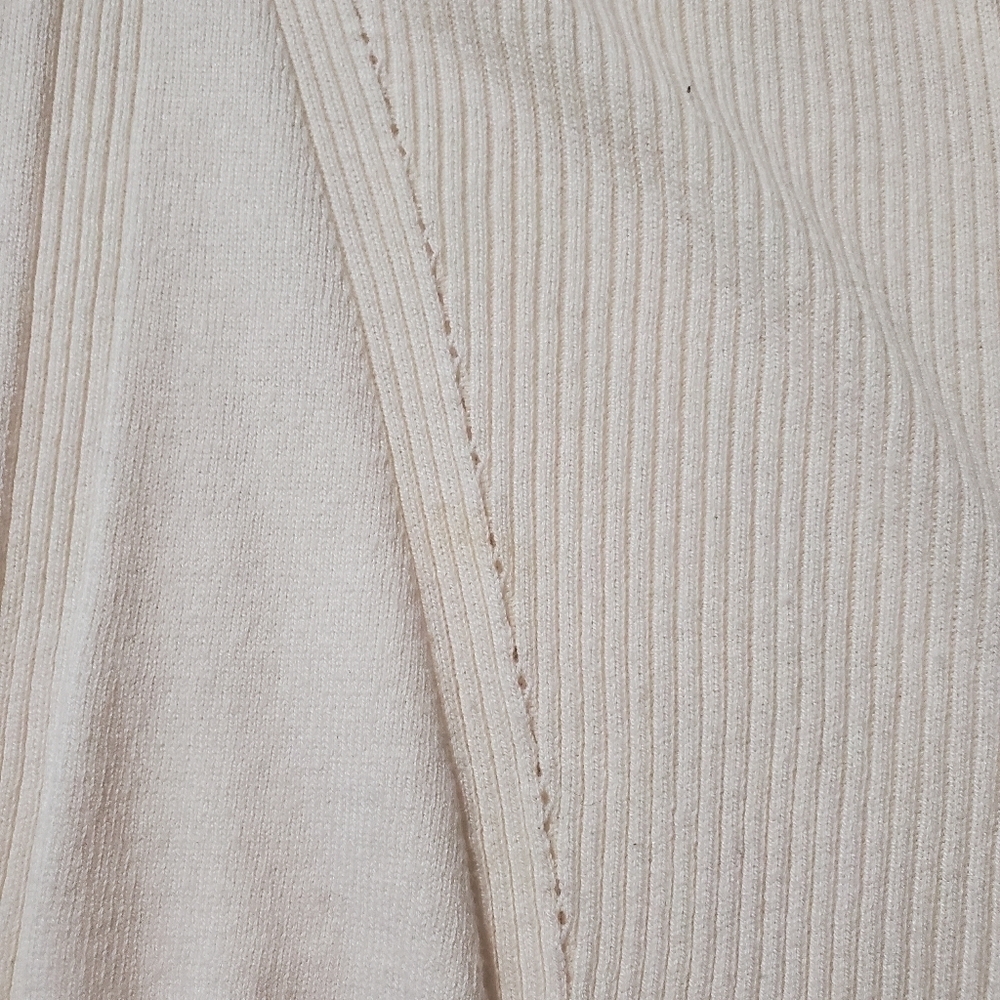 DKNY Jeans Off White Cream Ivory Knit V Neck Sweater - Picture 2 of 12